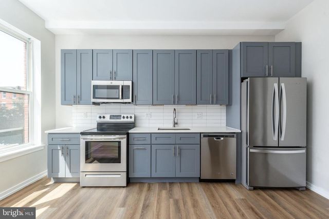2616 W GIRARD AVE, Philadelphia, PA 19130