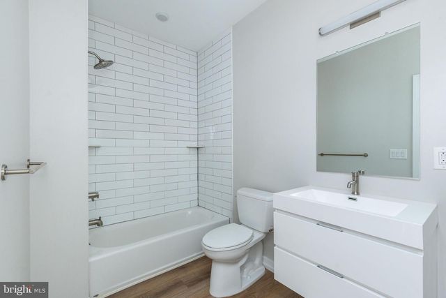 2616 W GIRARD AVE, Philadelphia, PA 19130