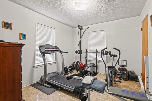 312 Oakwood Street, Azle, TX 76020