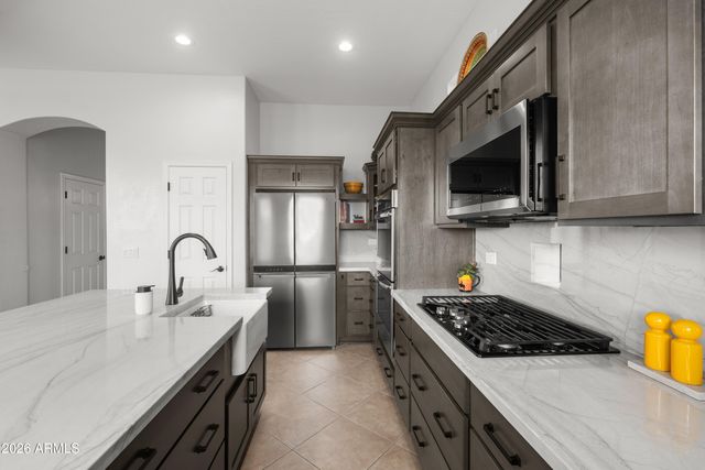 8207 E FAIRY DUSTER Drive, Gold Canyon, AZ 85118