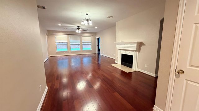 2218 Blue Rose Drive, Missouri City, TX 77459