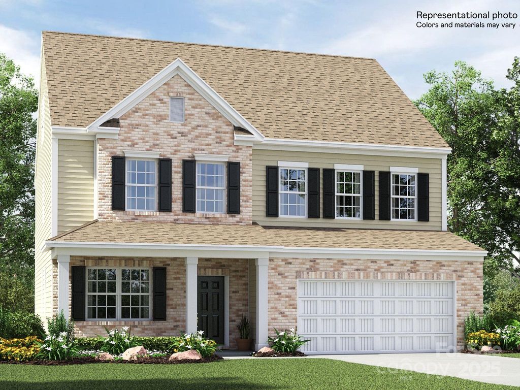 1408 Caracara Court, Cramerton, NC 28012