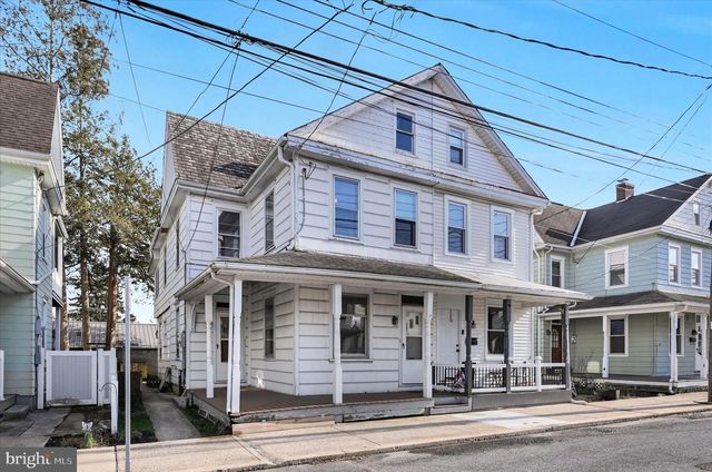 117 W FERDINAND ST, Manheim, PA 17545