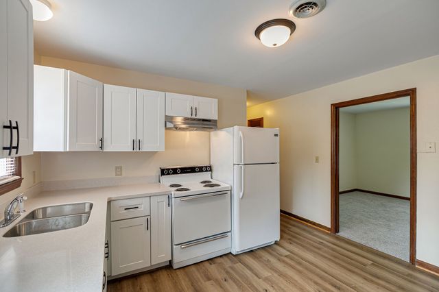 517 Woods Dr, Columbia, TN 38401