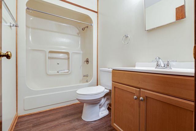 517 Woods Dr, Columbia, TN 38401