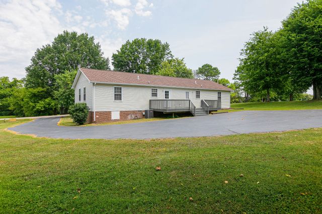 517 Woods Dr, Columbia, TN 38401