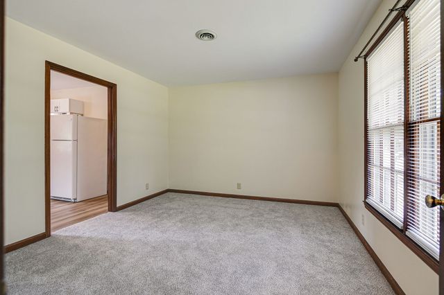 517 Woods Dr, Columbia, TN 38401