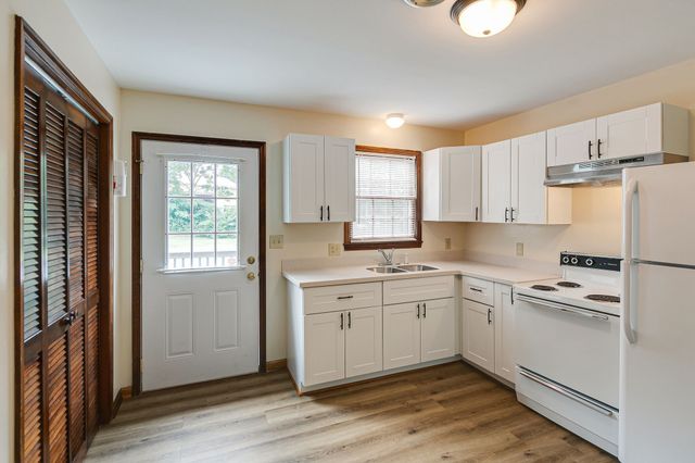 517 Woods Dr, Columbia, TN 38401