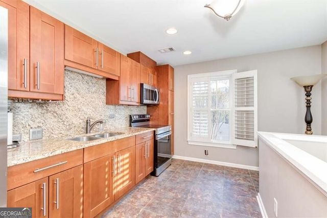 8095 Georgetown Circle, Suwanee, GA 30024