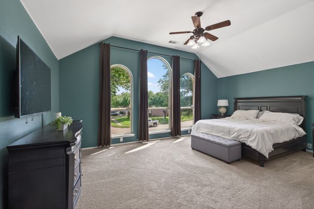 3905 Lacebark Lane, Bedford, TX 76021