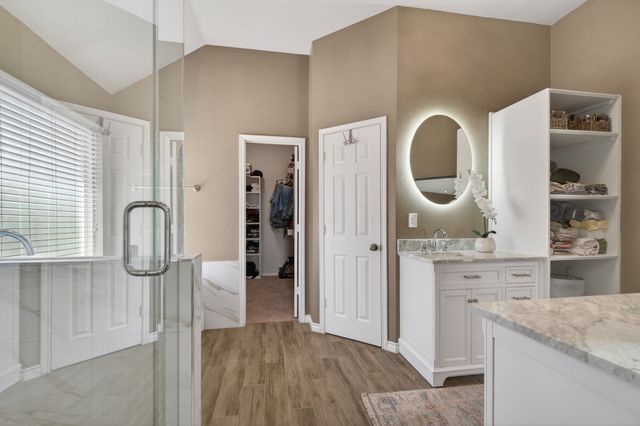 3905 Lacebark Lane, Bedford, TX 76021