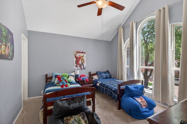 3905 Lacebark Lane, Bedford, TX 76021