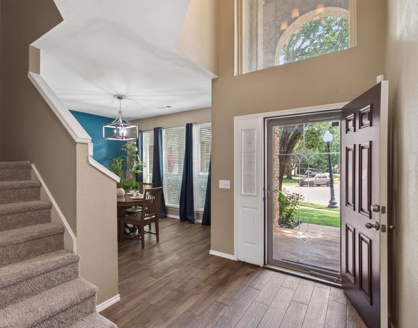 3905 Lacebark Lane, Bedford, TX 76021