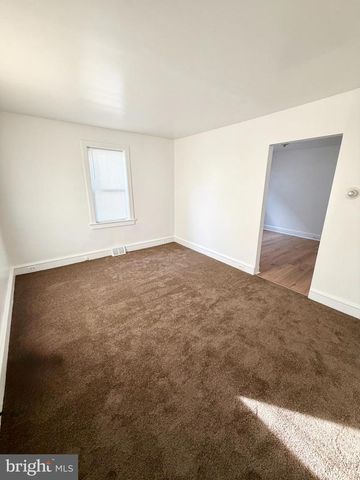 335 W BUCK ST, Paulsboro, NJ 08066