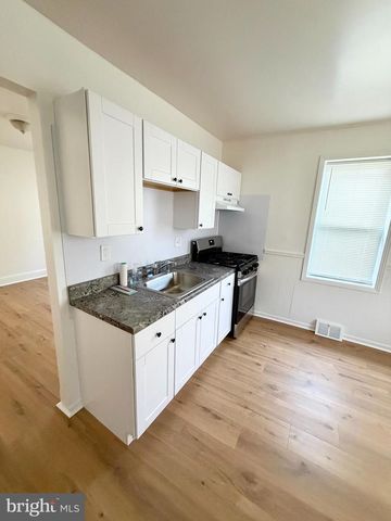 335 W BUCK ST, Paulsboro, NJ 08066