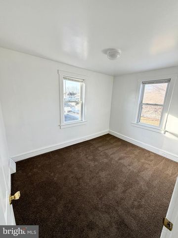 335 W BUCK ST, Paulsboro, NJ 08066