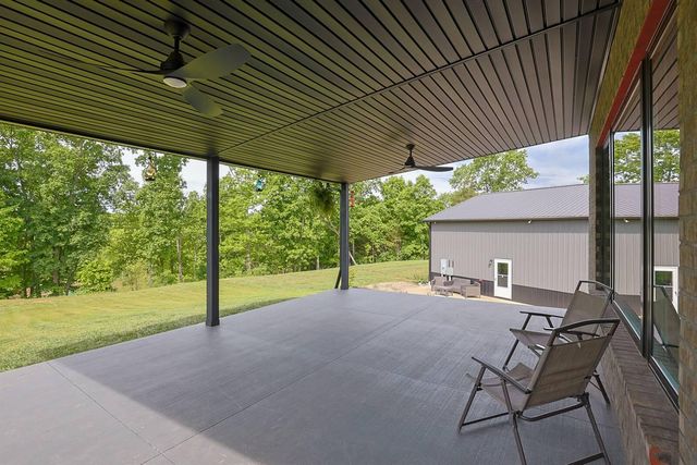 8275 Kentucky 10, Falmouth, KY 41040