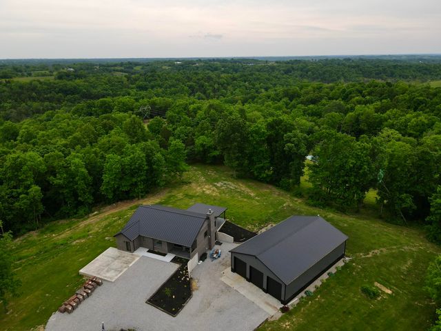 8275 Kentucky 10, Falmouth, KY 41040