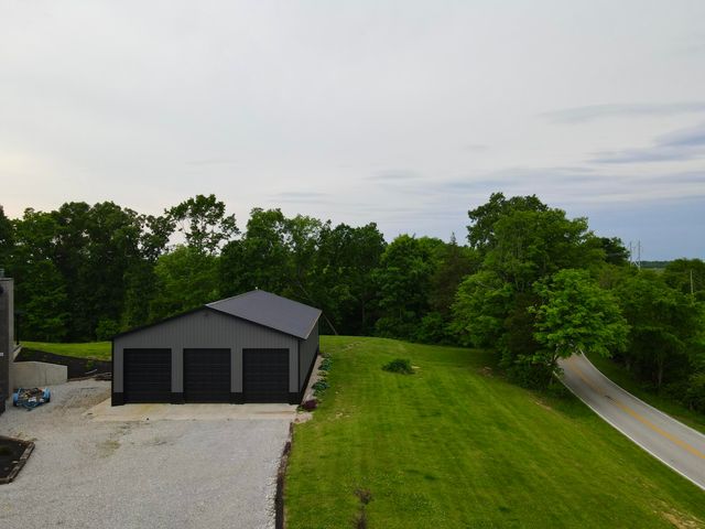 8275 Kentucky 10, Falmouth, KY 41040