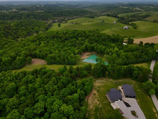 8275 Kentucky 10, Falmouth, KY 41040