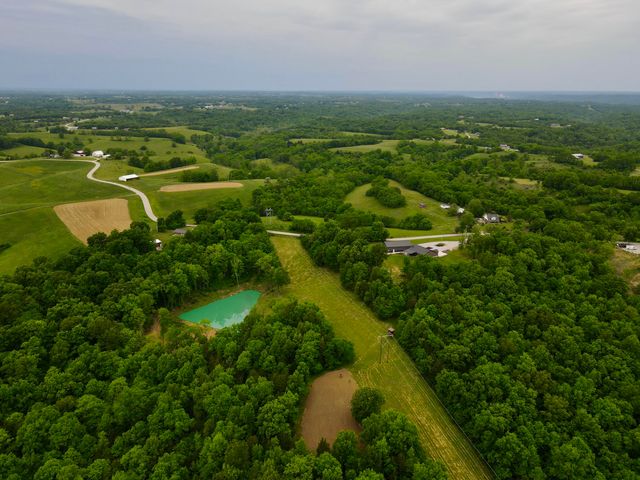 8275 Kentucky 10, Falmouth, KY 41040