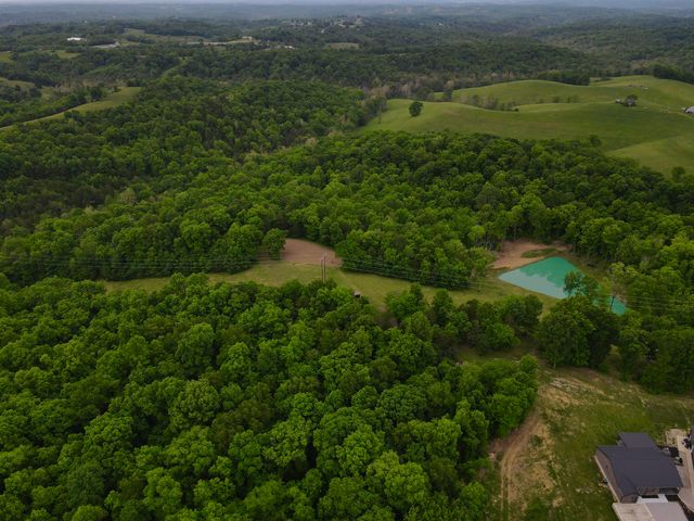 8275 Kentucky 10, Falmouth, KY 41040