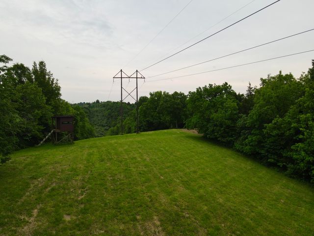 8275 Kentucky 10, Falmouth, KY 41040