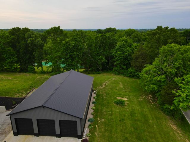 8275 Kentucky 10, Falmouth, KY 41040