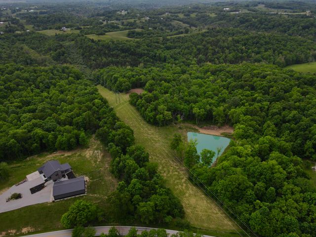 8275 Kentucky 10, Falmouth, KY 41040