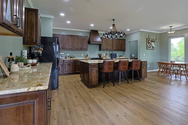 8275 Kentucky 10, Falmouth, KY 41040