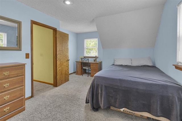 7005 MICHAEL Lane, Pleasant Valley, MO 64068