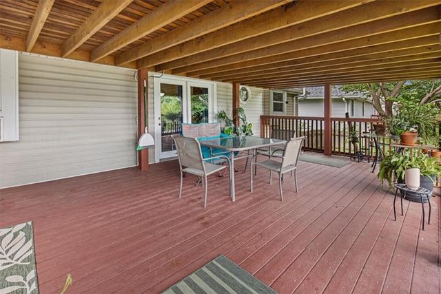 7005 MICHAEL Lane, Pleasant Valley, MO 64068