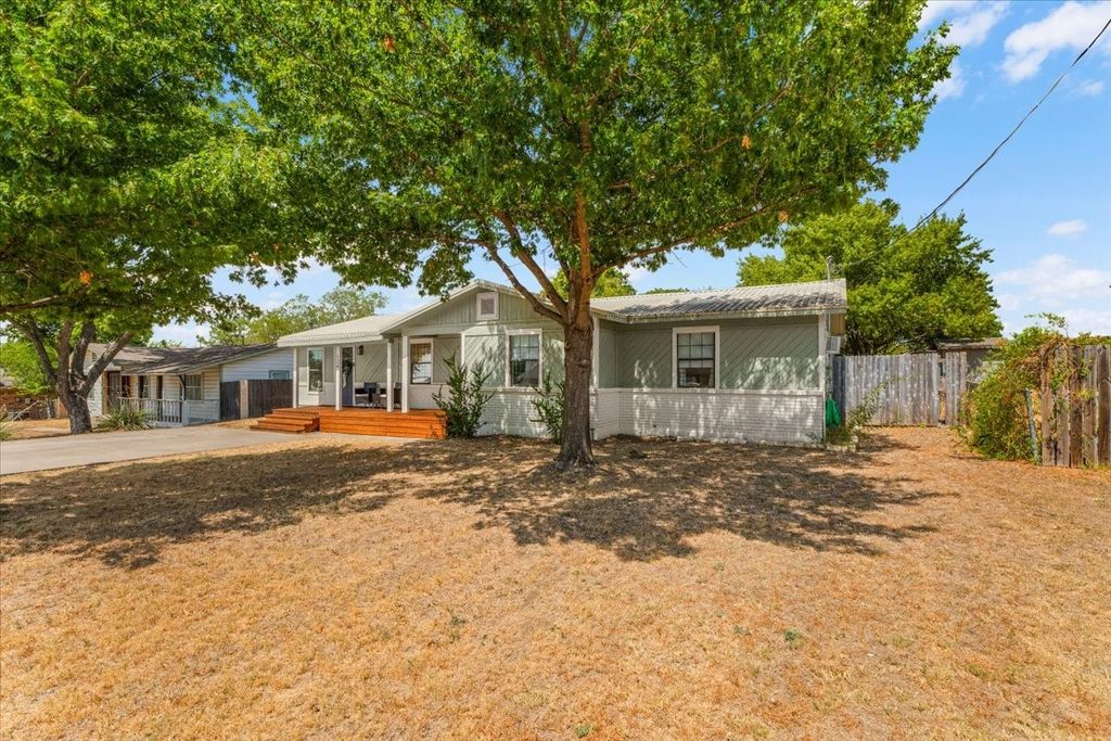 124 James Street, Aledo, TX 76008 — photo 5