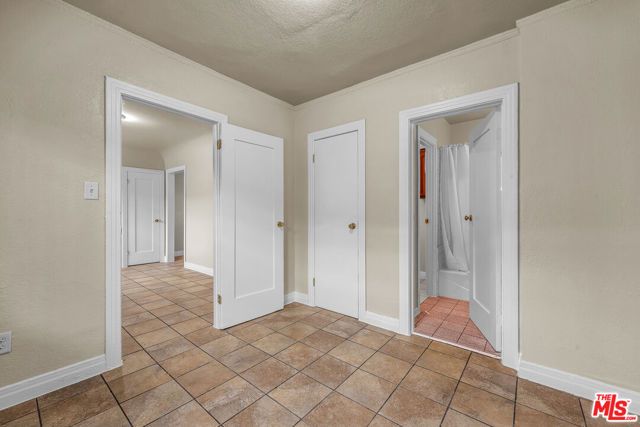 1502 W 62nd Street, Los Angeles, CA 90047