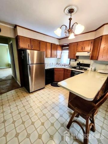 191 Wessco Street, Sayreville, NJ 08879