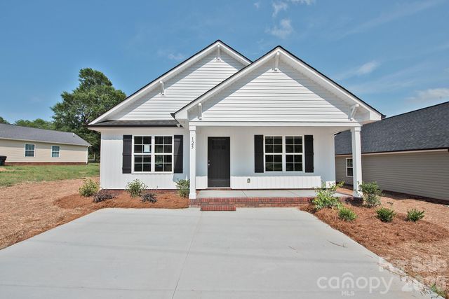 125 S Beaver Street, Landis, NC 28088