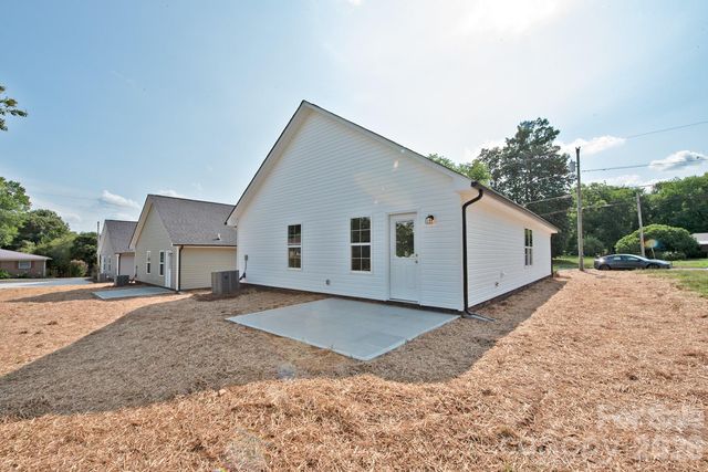 125 S Beaver Street, Landis, NC 28088