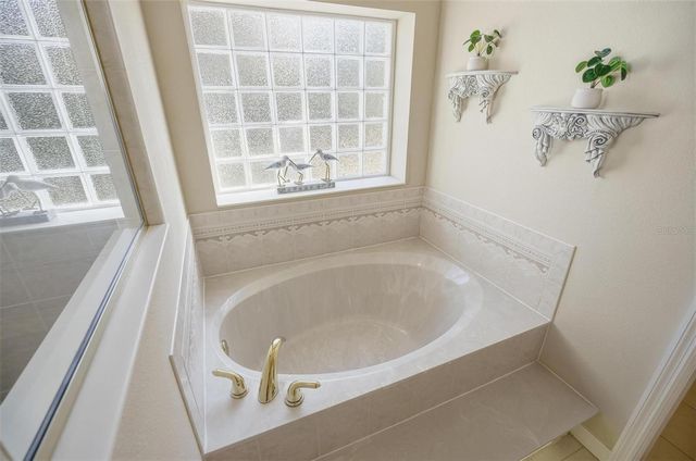 3 COLLEEN COURT, Palm Coast, FL 32137