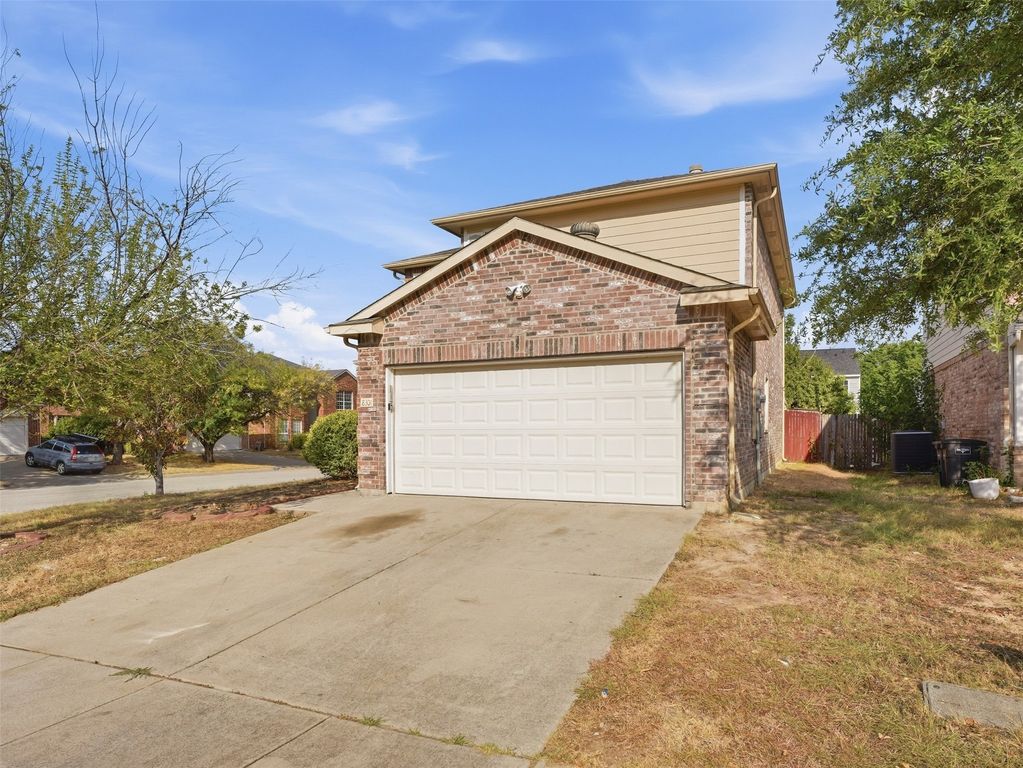 8101 Southern Pine Way, Fort Worth, TX 76123 — photo 2