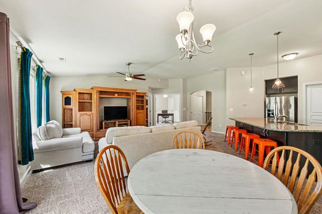 1996 Tanners Cove Road, Hebron, KY 41048