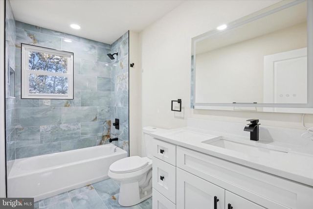 206 MIMOSA DR, Cherry Hill, NJ 08003