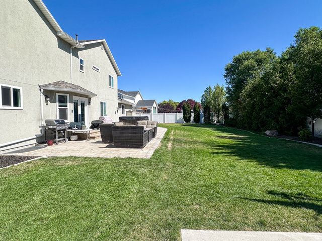 12707 S WHISPER POINT CT, Draper, UT 84020