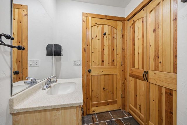 N1617 Carlin ROAD, Fort Atkinson, WI 53538