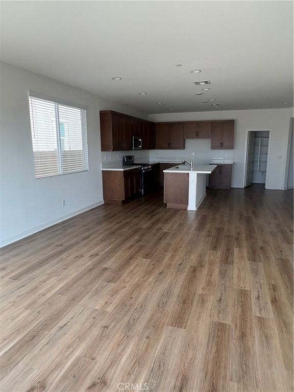 Image 9 of property listing at 35245 Vernon, Beaumont, CA 92223