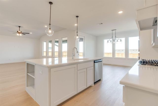 826 Feathergrass Court W, Haslet, TX 76052