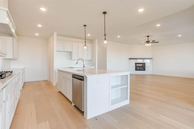 826 Feathergrass Court W, Haslet, TX 76052