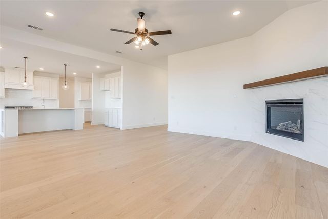 826 Feathergrass Court W, Haslet, TX 76052