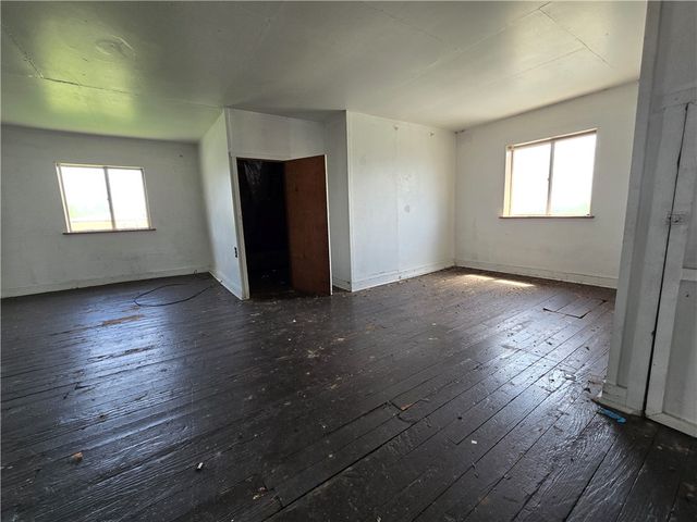 2620 Skyline Drive, West Mifflin, PA 15122