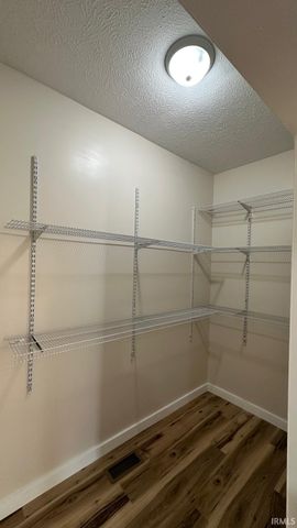 1222 W Franklin Street, Elkhart, IN 46516