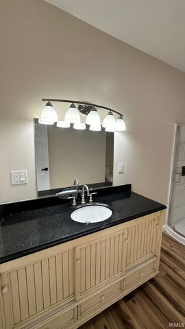 1222 W Franklin Street, Elkhart, IN 46516